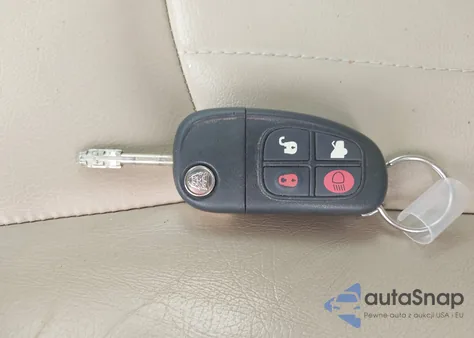 2005 Jaguar X-Type 3.0 из США, поврежденный, VIN SAJWA51A25WE63097